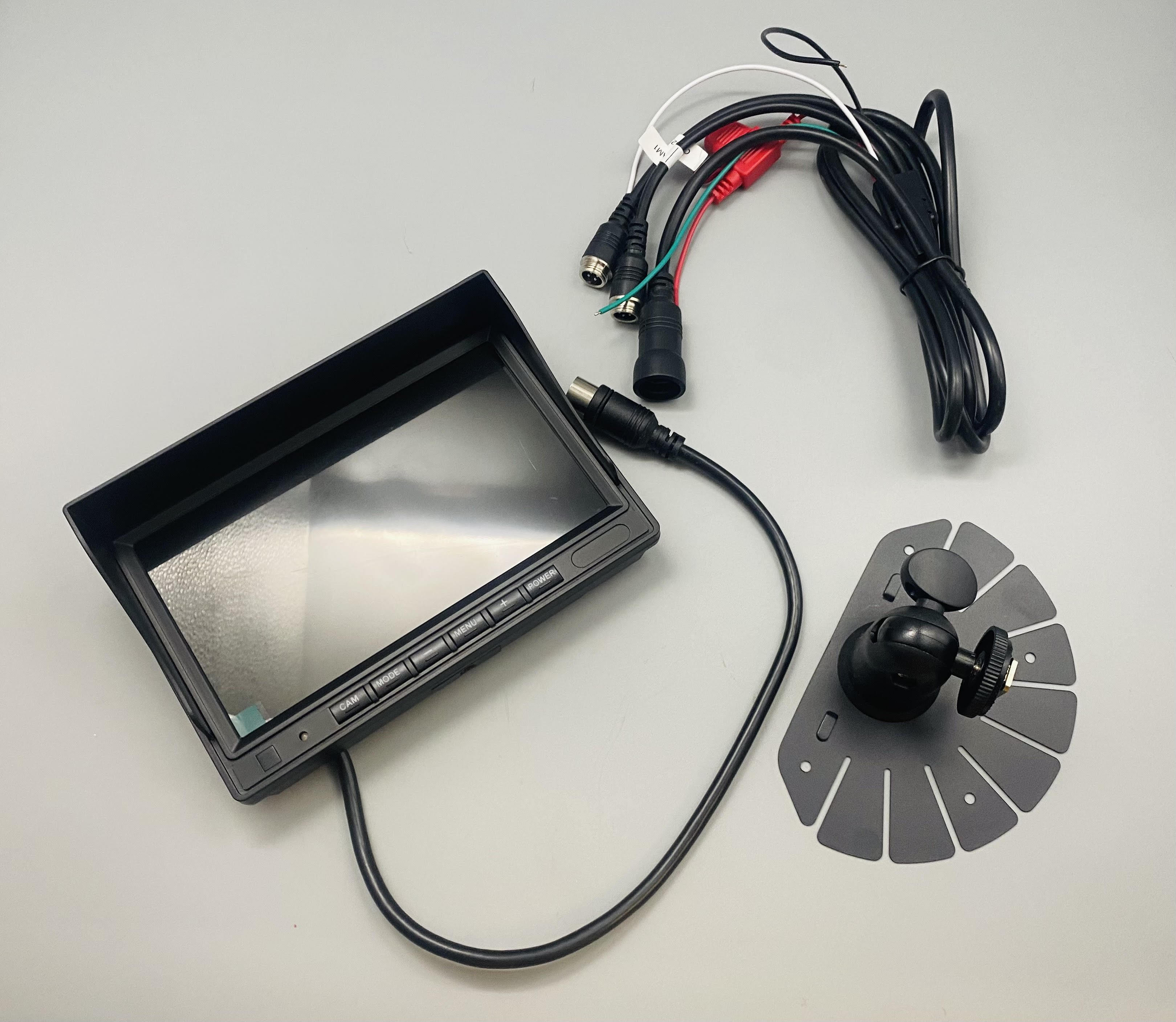 Convoy 7" Monitor with Built-In Two-Cam ECU....... Replaces CT-M7102